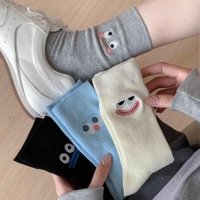 Herbst Baumwolle Niedlich Smiley Gesicht Bestickt Abstrakt Mittelwaden Socken für Damen