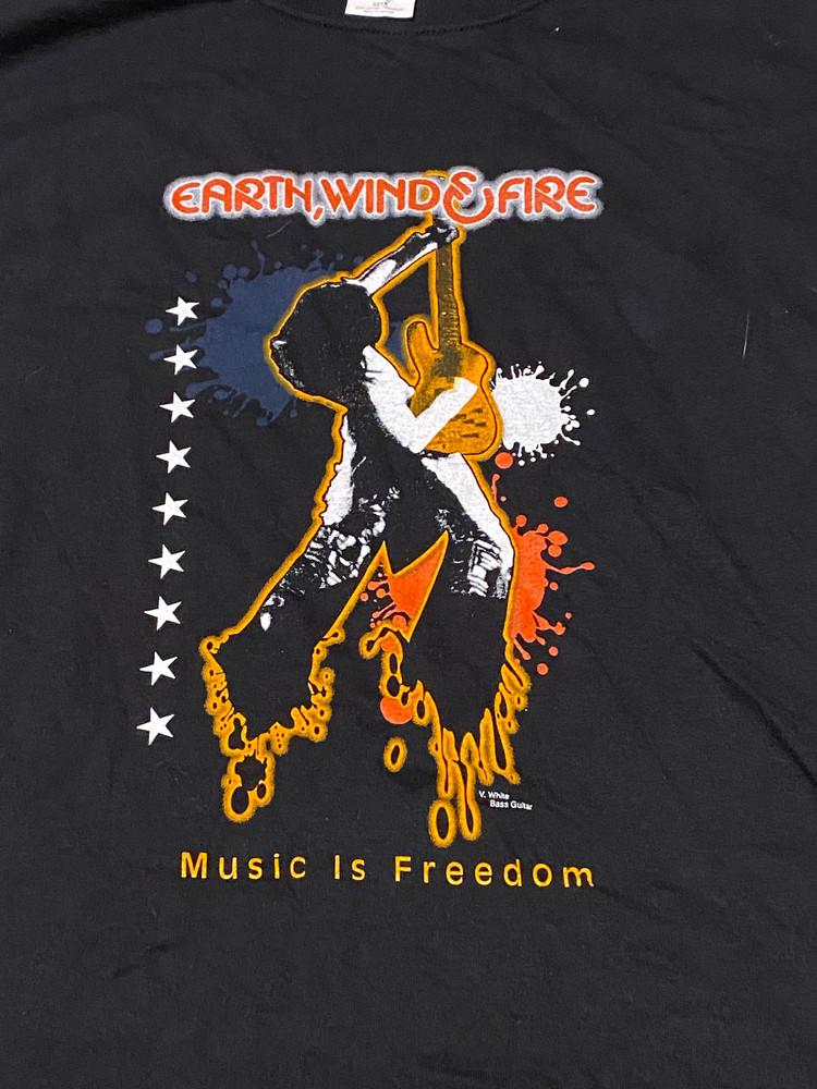 Vtg EARTH WIND and FIRE  Short Sleeve Gift For fan Black All Size Shirt Unisex T-Shirt S
