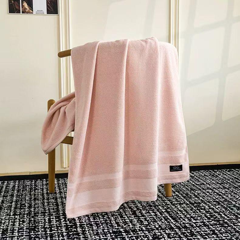 Luxurious Five-Star Hotel Bath Towel: Thick, Absorbent, Enlarged, Pure Cotton for Men & Women (Winter Edition)