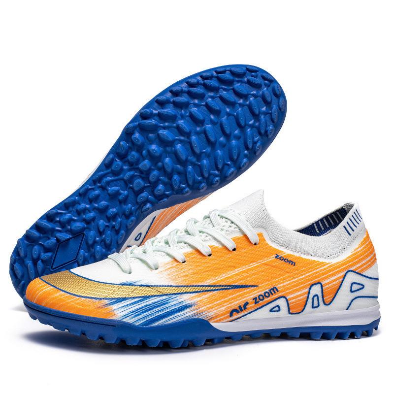 2025 new seamless fly-woven European Cup low-top football shoes, youth AG spike training sports shoes