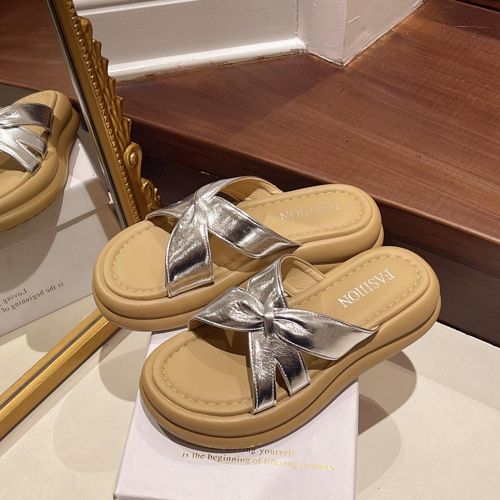 Pu Leather Thick-soled Beach Slippers Women's Shoes 2025 New Summer Wear High-end Cool Slippers with Skirts