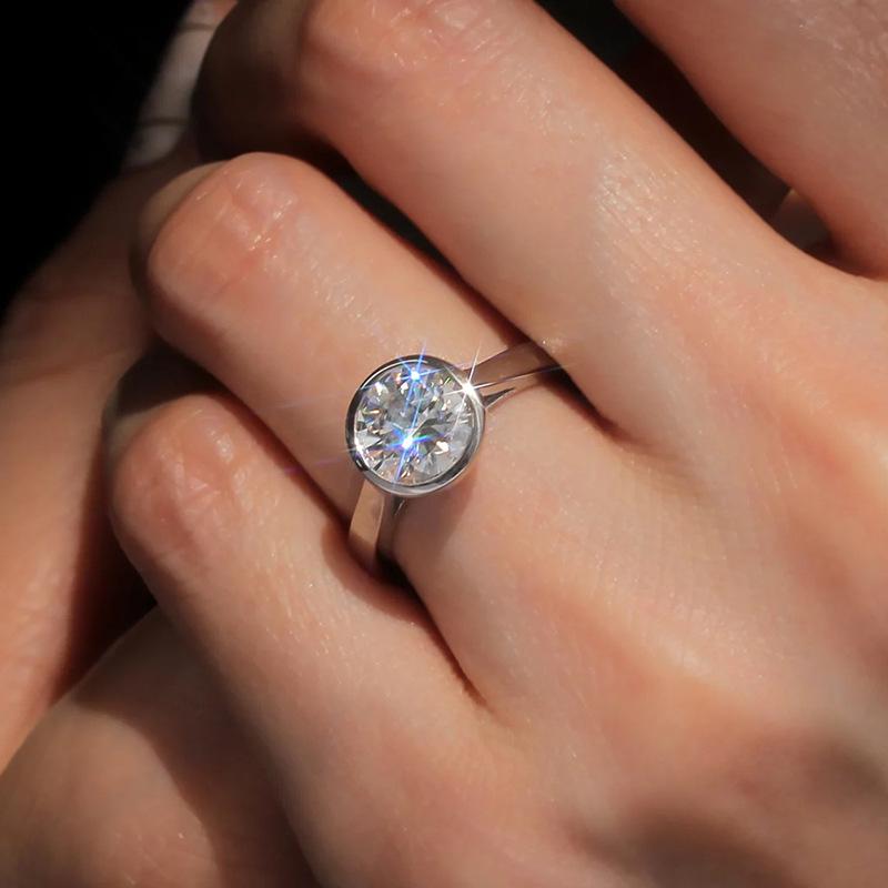 Elegant Geometric Round Fashion Ring - European & American Style
