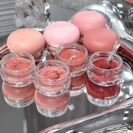 I Have Found the Sharp Tool for White Lips! White Lip Mud Canned Lipstick Matte Matte Lip Glaze Plain Non-Stick Cup