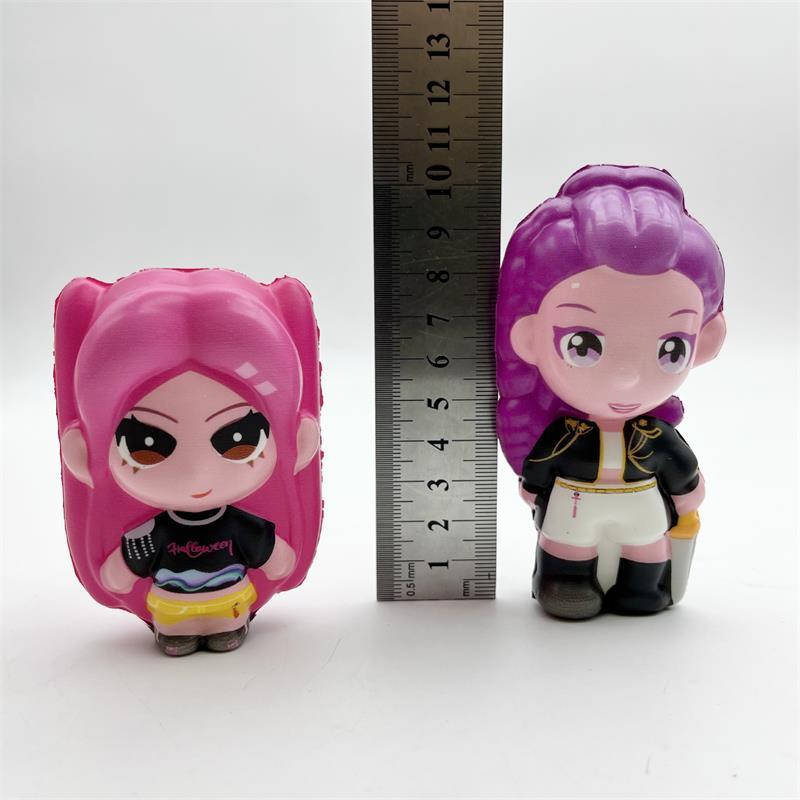 Random 1/3/5 Cute Kpop Demon Hunter Girl Group Pinch Squeeze Toy Stress Relief Toy Slow Rebound Toy Fun Figurines Ornaments Gift