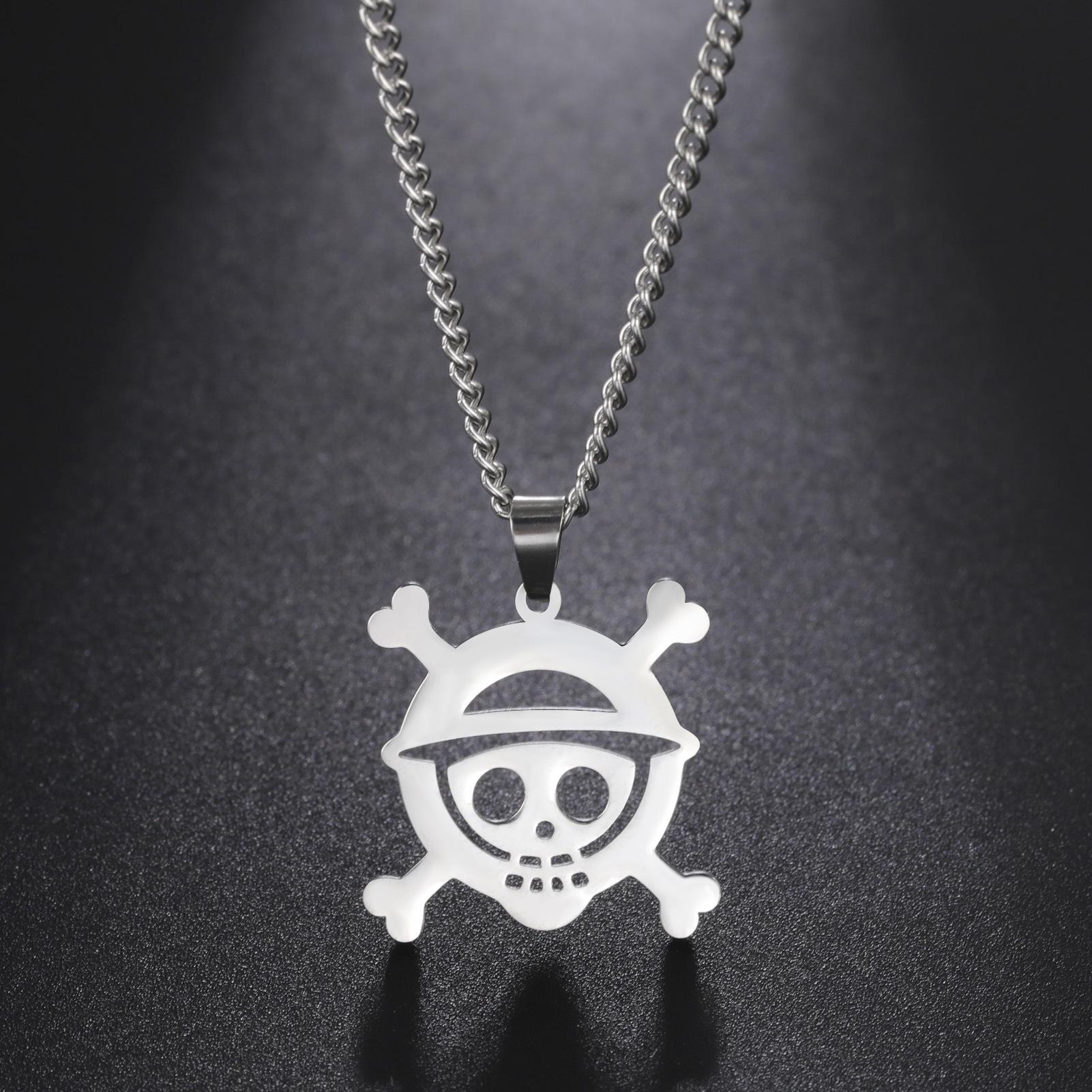 

Ожерелье с подвеской в виде цепочки One Piece Anime Luffy Skeleton Anime Charm Luffy Choker, новое с ценниками, позолоченное серебро 18 карат белый