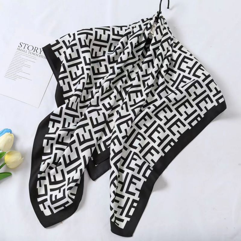 Versatile Shawl Animal Print Black And White Simple Large Square Scarf 90 * 90Cm Simulated Silk Twill Silk Women'S Silk Scarf