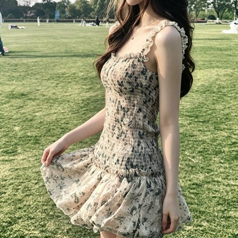 Summer Sexy Square Neck Floral Pleated Suspender Dress Women's Small Slim Waist Fairy Miniskirt