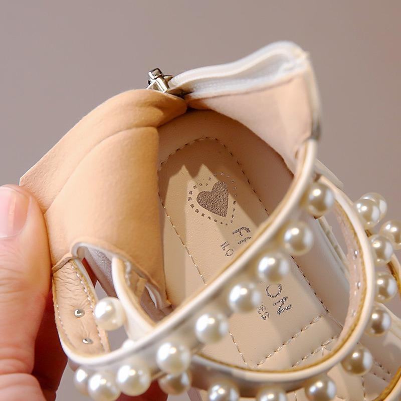 Mädchensandalen 2026 Sommer Neu Mode für kleine Mädchen Prinzessinnenschuhe Baby Blumenfee Stil Weiche Sohle Perlen Schuhe