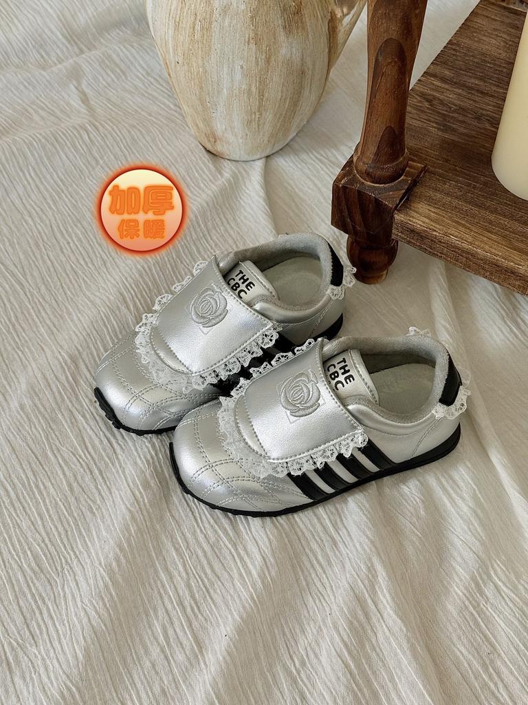 XSHX Camellia Virtue | Girls' Retro Functional Thin-soled Sports and Leisure Board Shoes Velcro Autumn and Winter Velvet