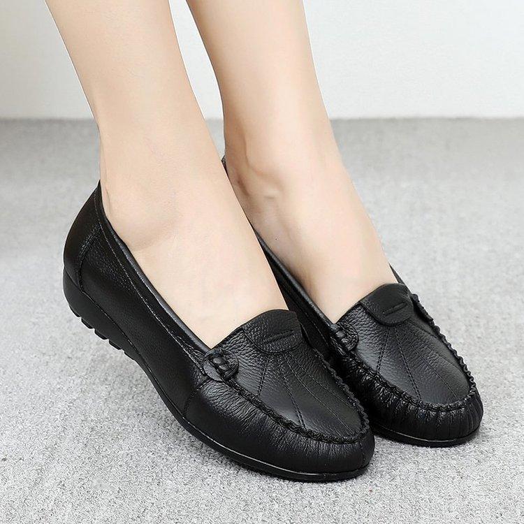 New Spring and Autumn Shoes Comfortable and Non-slip Women's Single Shoes Women's Soft-soled Doudou Shoes Red Flat Leather Shoes