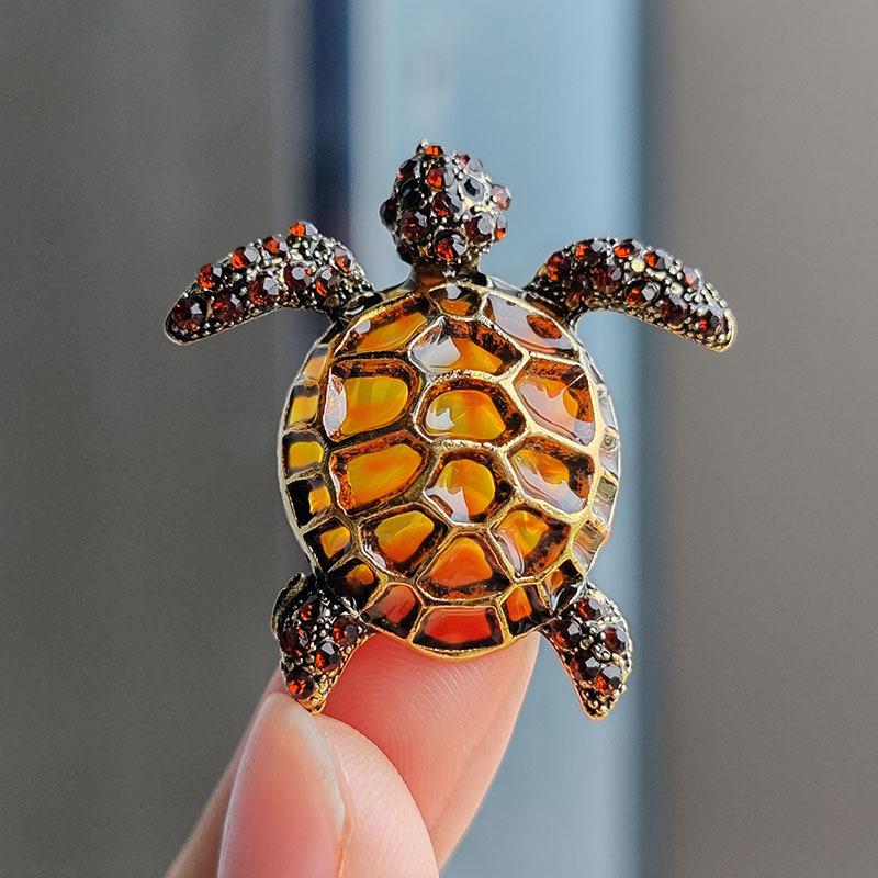 Vintage Rhinestone Cute Cartoon Turtle Animal Brooches For Women Men Coat Clothing Accessories Brooch Pins Party Jewelry Gifts