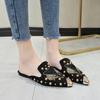 Mode Neue Damenschuhe Mode String-Perlen Spitz Strass Nieten Flache Damen Hausschuhe Slip-On Maultiere Loafer Sandalen Slides Damenschuhe