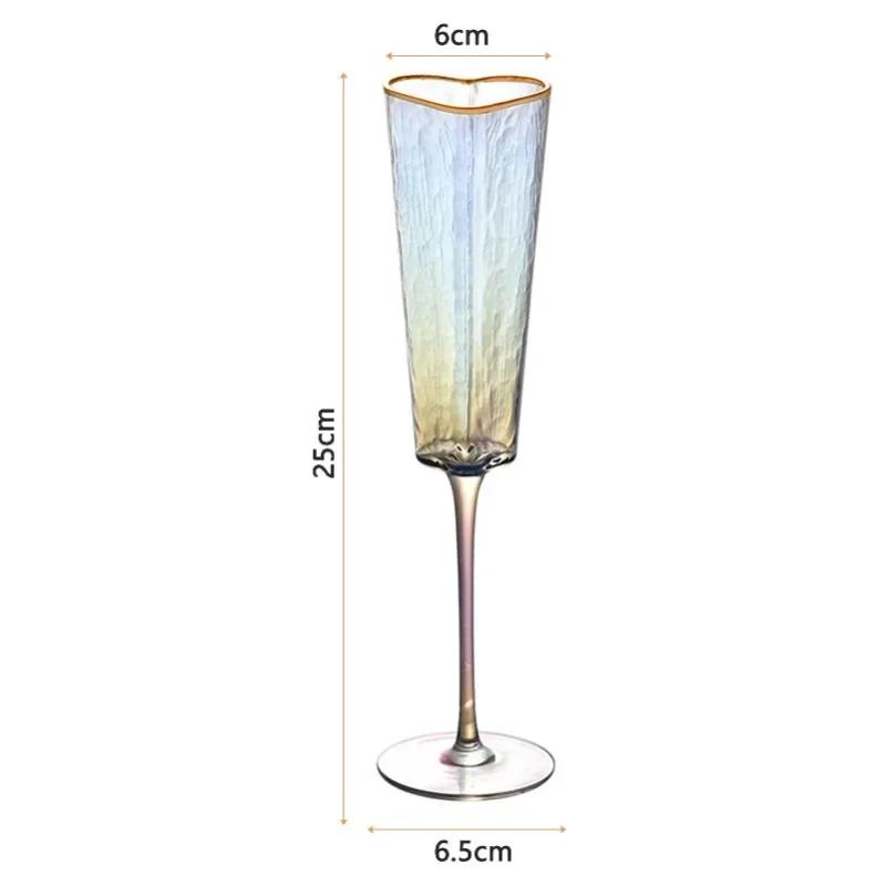 Fashion Golden Rimmed Heart Shaped Glass Goblet Durable Wine Drinking Glass For Home Party Club