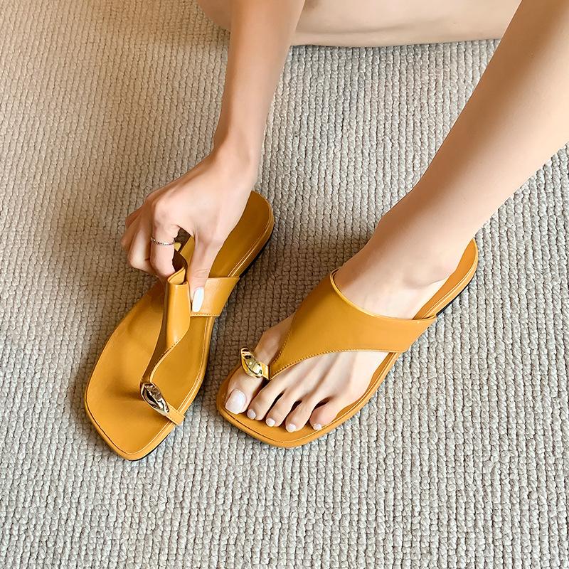 Sheepskin Small Golden Bean Toe Slippers Women's Summer Square Head Flip-flops Wear New Summer Flat Soft Bottom Beach Cool Slippers