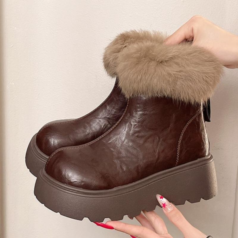 Fashion Platform Women's Flats Plush Ankle Boots 2025 Winter Fashion Shoes Designer Classical New Short Snow Boots Cozy Casual Sneakers