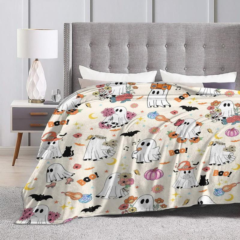Gruseliges Halloween-Print-Kuscheldecke | Rundum-Design mit Kürbis, Fledermaus & Hexenhut auf gemütlichem Flanell Verschiedener Stil