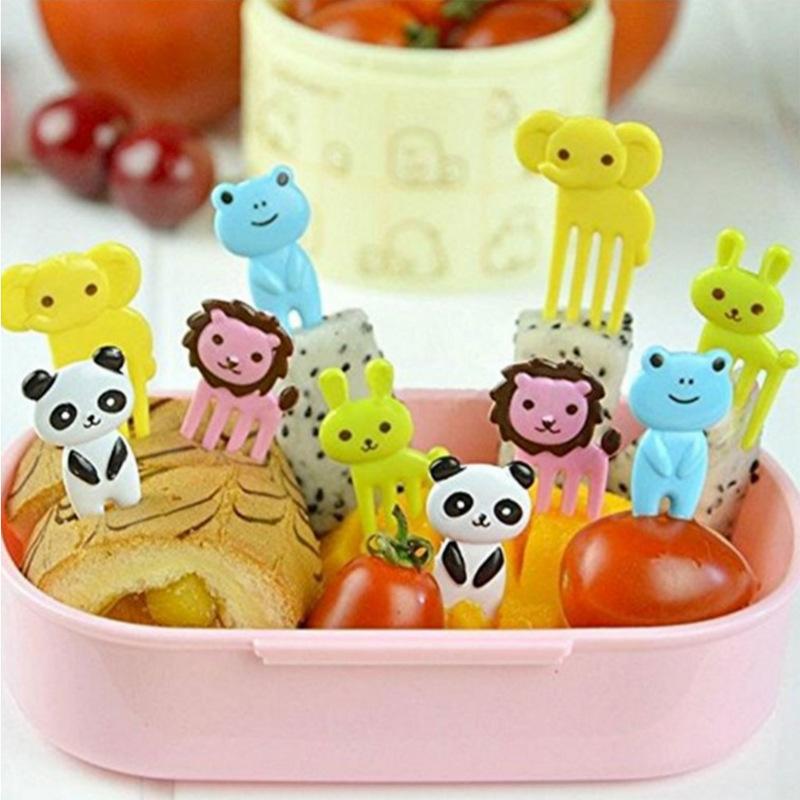 Animal Farm Fruit Fork Mini Cartoon Children Snack Cake Dessert Food Fruit Pick Toothpick Bento Lunches Party Decor Random Color