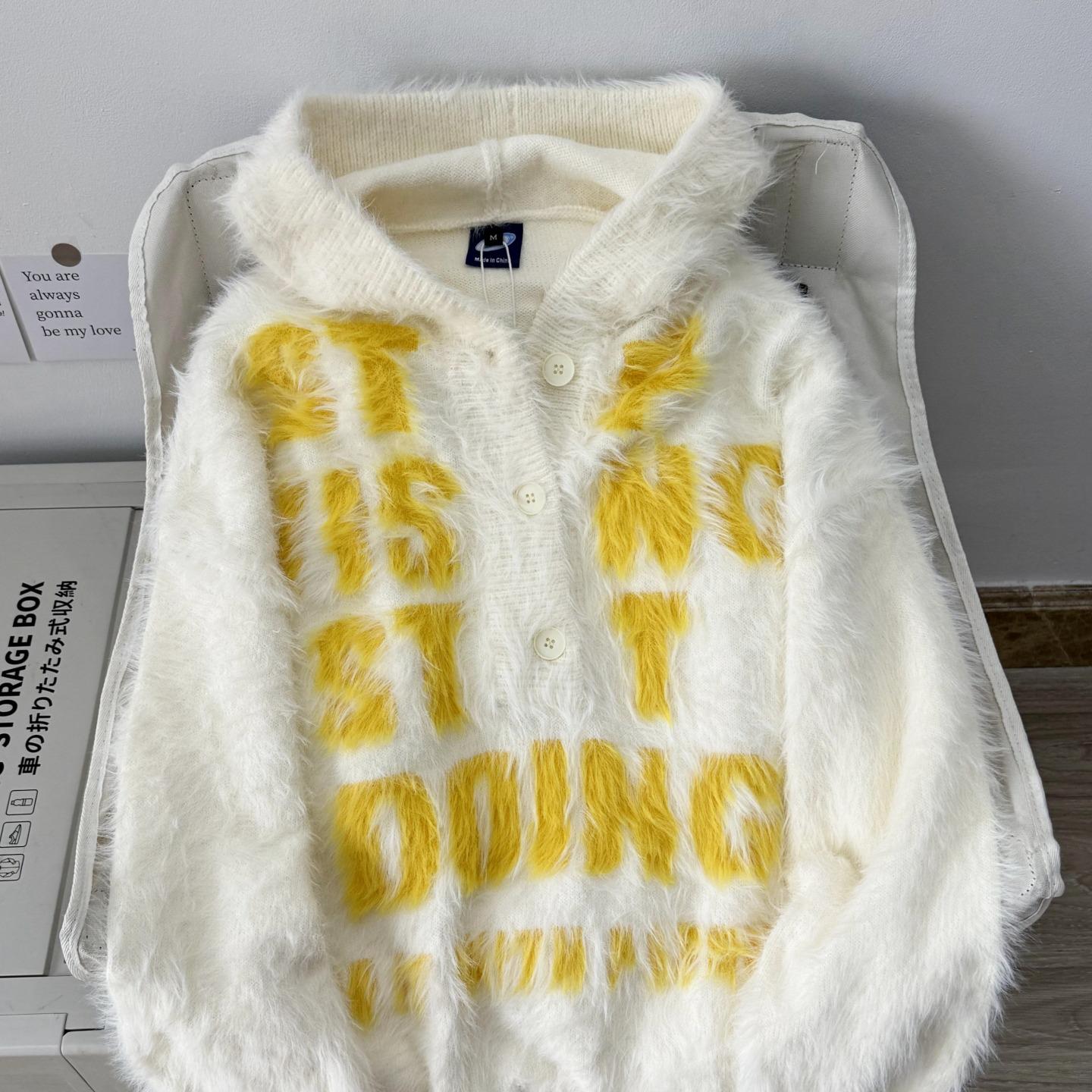 Men s Retro Soft Hooded Sweater: Cozy, Loose, and Versatile Knitwear for Autumn/Winter 2XL