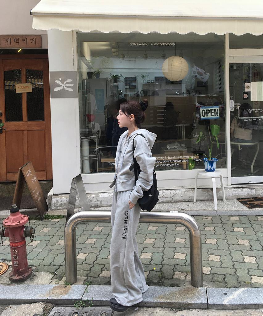 Muahmuah [Set] Regular Fit Zip-Up Hoodie & Pants Set [9 Colors] (D Type)