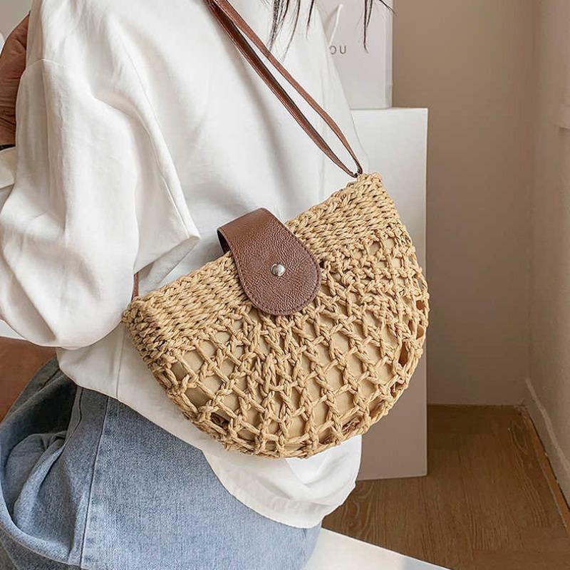 Casual Handwoven Shoulder Crossbody Bag Vacati Hollow Half Mo Straw Beach Phe Bag for Women's Daily Use Work Travel Party