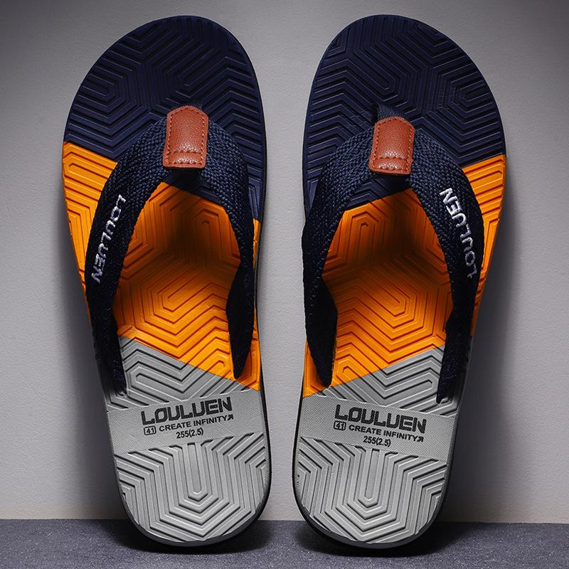 Trendy Men's Summer Flip-Flops - New Style Toe-Post Sandals for the Beach