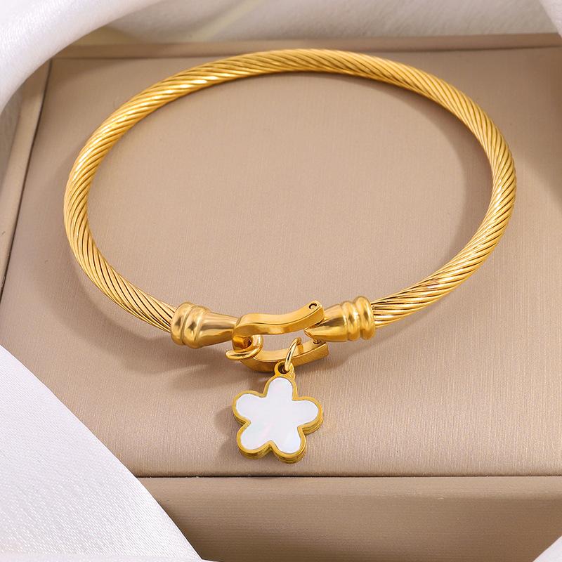Steel Wire Light Luxury Five-flower Pendant Women's Fashion Niche High-end Bracelet