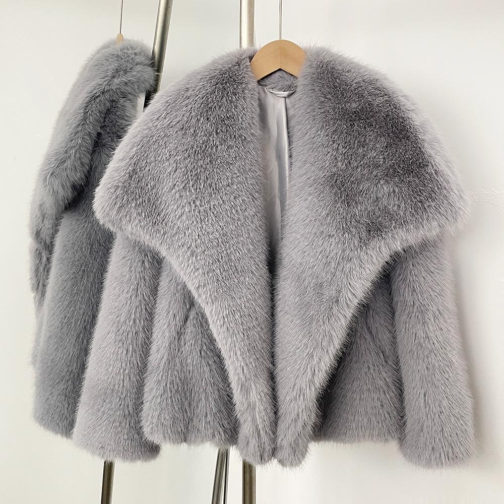 Autumn/Winter Women s Street Style Faux Fur Coat with Large Lapel Small