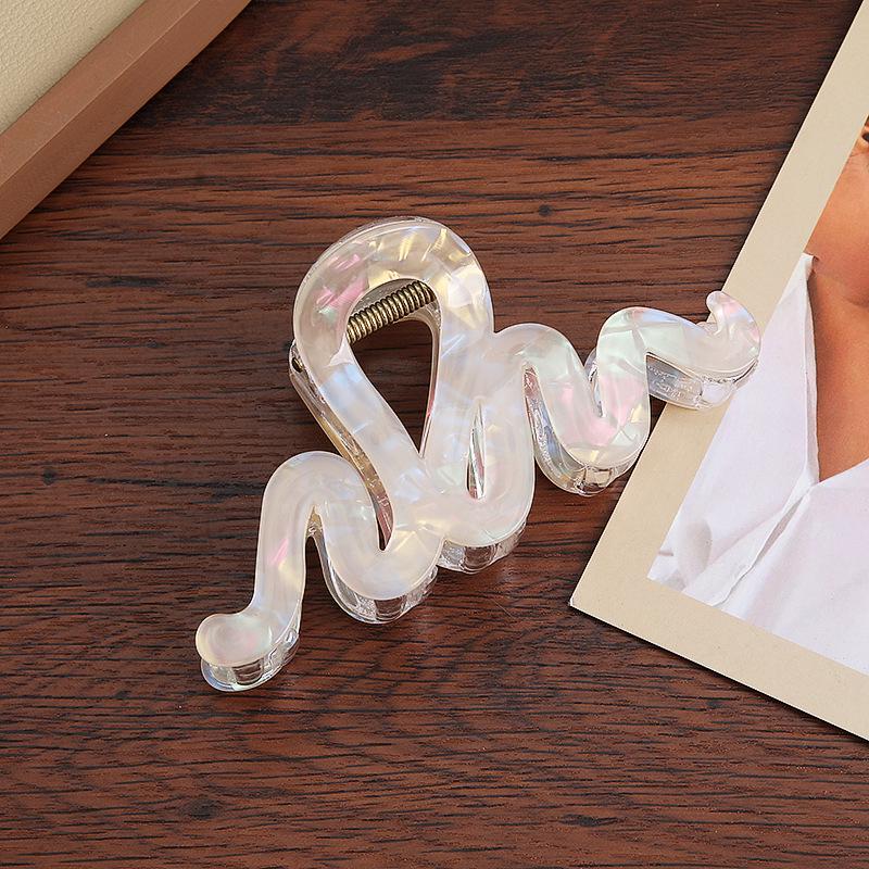 High-Grade Acrylic Jelly Color Hair Claw – Mermaid Princess Wave Clip