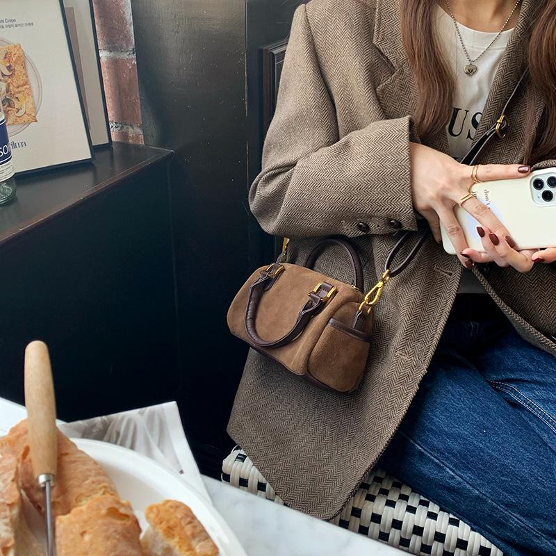 Retro Korean Handbag Boston Suede Versatile Oneshoulder Crossbody Small Pillow Bag