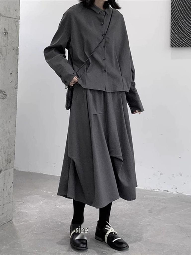 Women's Dark Style Pleated Wool Shirt: Slimming, Loose, Short, Long-Sleeved Japanese Design for Autumn & Winter