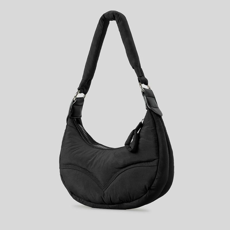 Autumn and Winter High-grade Niche Design Quilted One-shoulder Crossbody Bag Quilted Half Moon Handbag