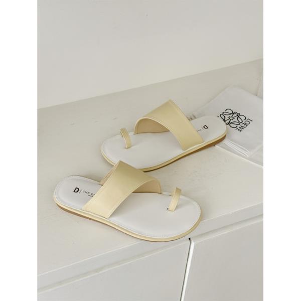 Fashion Rubber Slippers Shoes Fur Flip Flops Low Slides Summer Clogs Woman Soft Hawaiian Beach Hoof Heels PU Rome Fabric Beach Shoes Wom