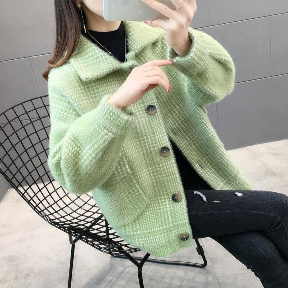 Trendy kostkovaný cardigan kabát s kapsami pro drobné ženy, teplý a stylový, ideální na podzim a zimu