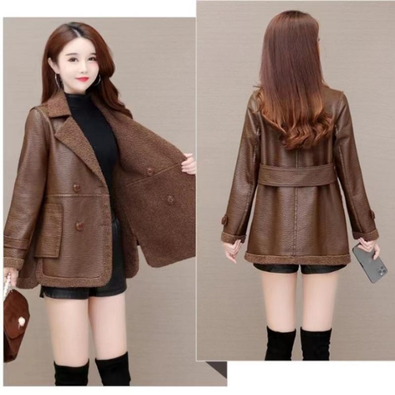 

Двусторонняя шуба из цельной овчины, женская флисовая куртка с утолщением, новая осенне-зимняя, приталенный топ, трендовый 5XL 150-82.5 kg темно-коричневого