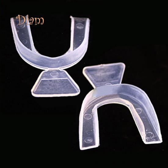 

FS 2Pcs Формируемый рот Зубы Стоматологические лотки Отбеливание зубов Отбеливание Защита Отбеливатель Уход