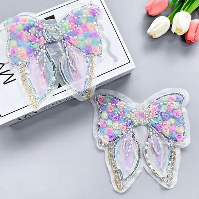 Heiß verkaufte bunte Schleifen-Kleidungsapplikation mit Schmuck Prinzessinnenkleid Kinderbekleidung Spitze Stickerei Handgemacht Stoffaufkleber Zubehör