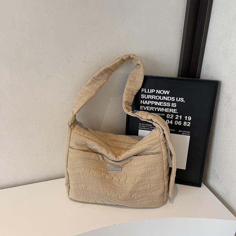Casual large-capacity cloth bag women's new versatile underarm bag shoulder bag commuter messenger bag bag bag