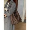 Herbst- und Winter Wildleder Leopardenmuster Tasche Damen 2025 neue trendige Mode vielseitig retro lässig Pendler Schulter Tragetasche