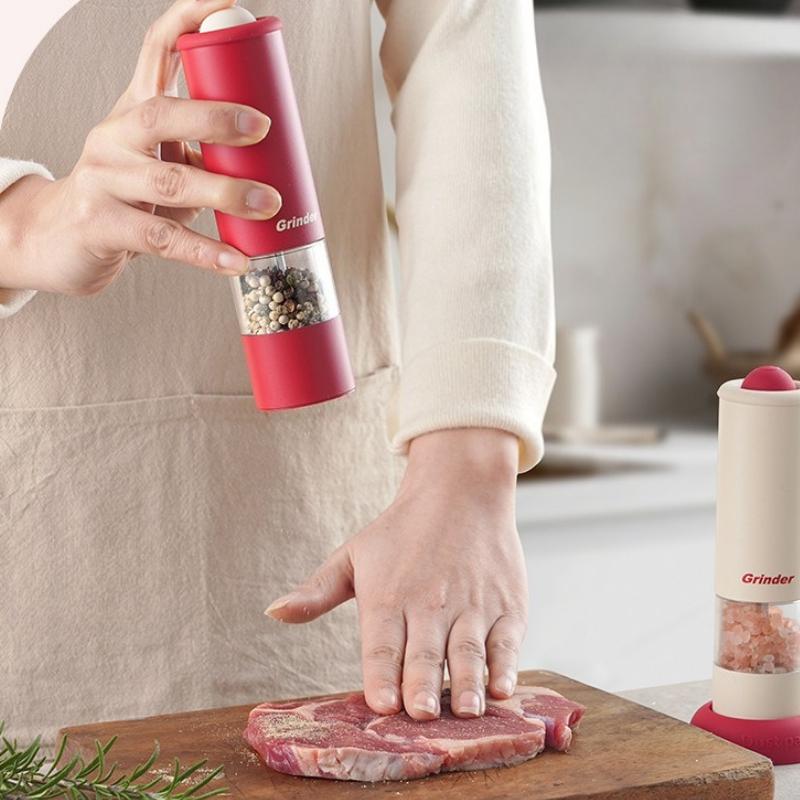 Electric Pepper Grinder Kitchen Tools Freshly Ground Seasoning Household Sea Salt Pepper Powder Black Pepper Grinding Bottle