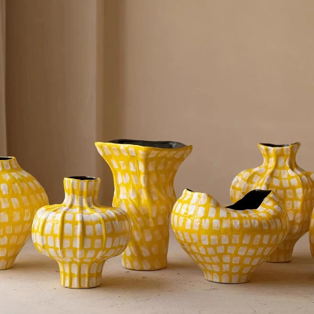 Creative Ceramic Vase Yellow Geometric Check Pattern Ceramic Handicrafts Flower Arrangement Accessories Flowerpot Home Decoratio