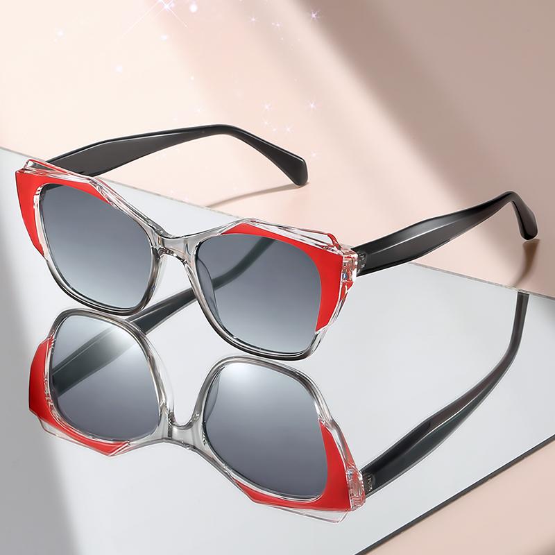 

The new cat-eye framed artistic sunglasses are fashionable and versatile for daily wear as decorative sunglasses