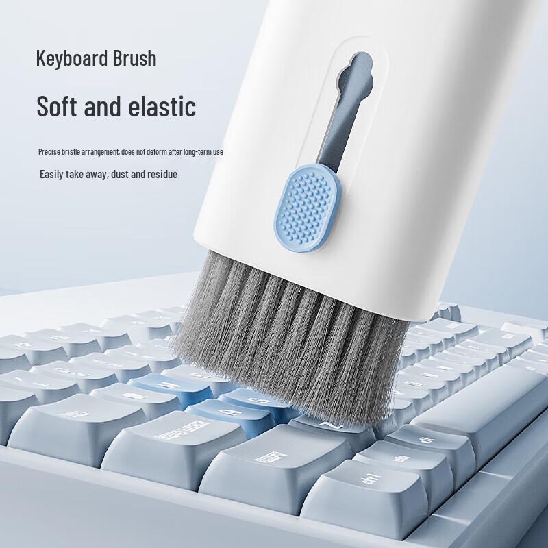 llano Keyboard and Earphone Cleaning Kit
