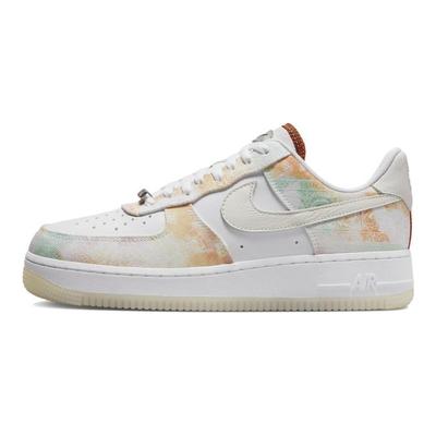 Adidași Dama Nike Air Force 1 Low '07 Lx White Phantom Mint Foam FJ7739-101