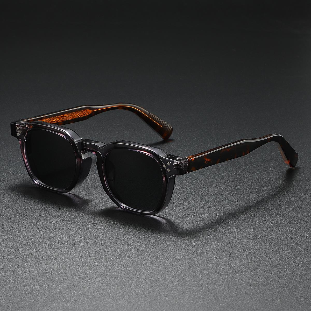 

Latest Vintage Sunglasses Unisex Metal Core CP Square Sun Glasses High Performance Rivets Women Shades Driving Glasses 1PC