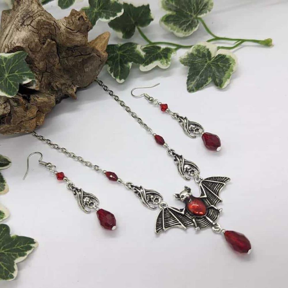 Retro Goth Red Crystal Bead Tassel Sliver Color Vampire Bat Pendant Choker Necklace Earrings Set for Men Women Hallowmas Jewelry
