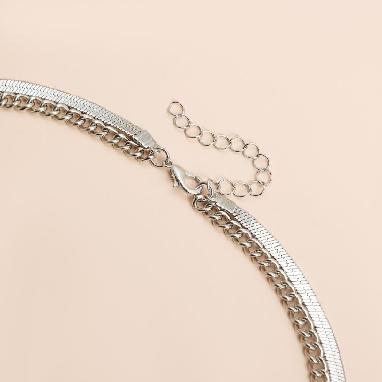 Exaggerated Heart Pendant Necklace Shell Heart Necklace Alloy Texture Fashionable and Trendy Jewelry Suitable for Women