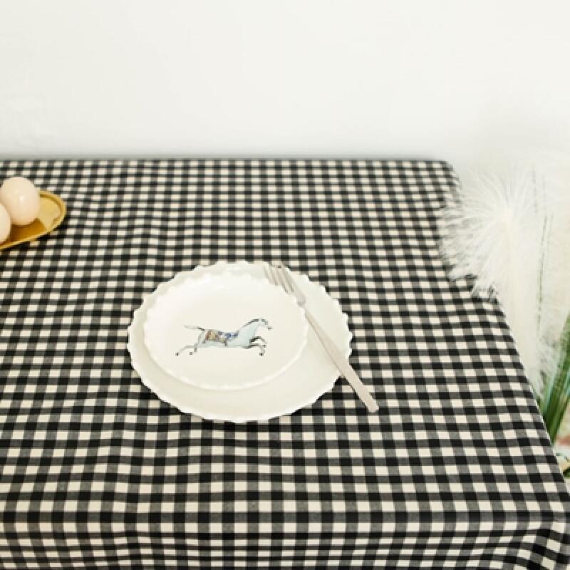 Melancheck Black Waterproof Tablecloth