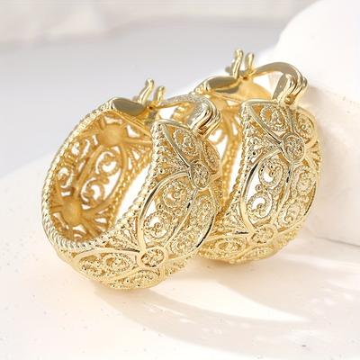 Stylish Elegant Hoop Earrings - Handcrafted Vintage Style Intricate Floral Design, Perfect for Casual Attire Gifting