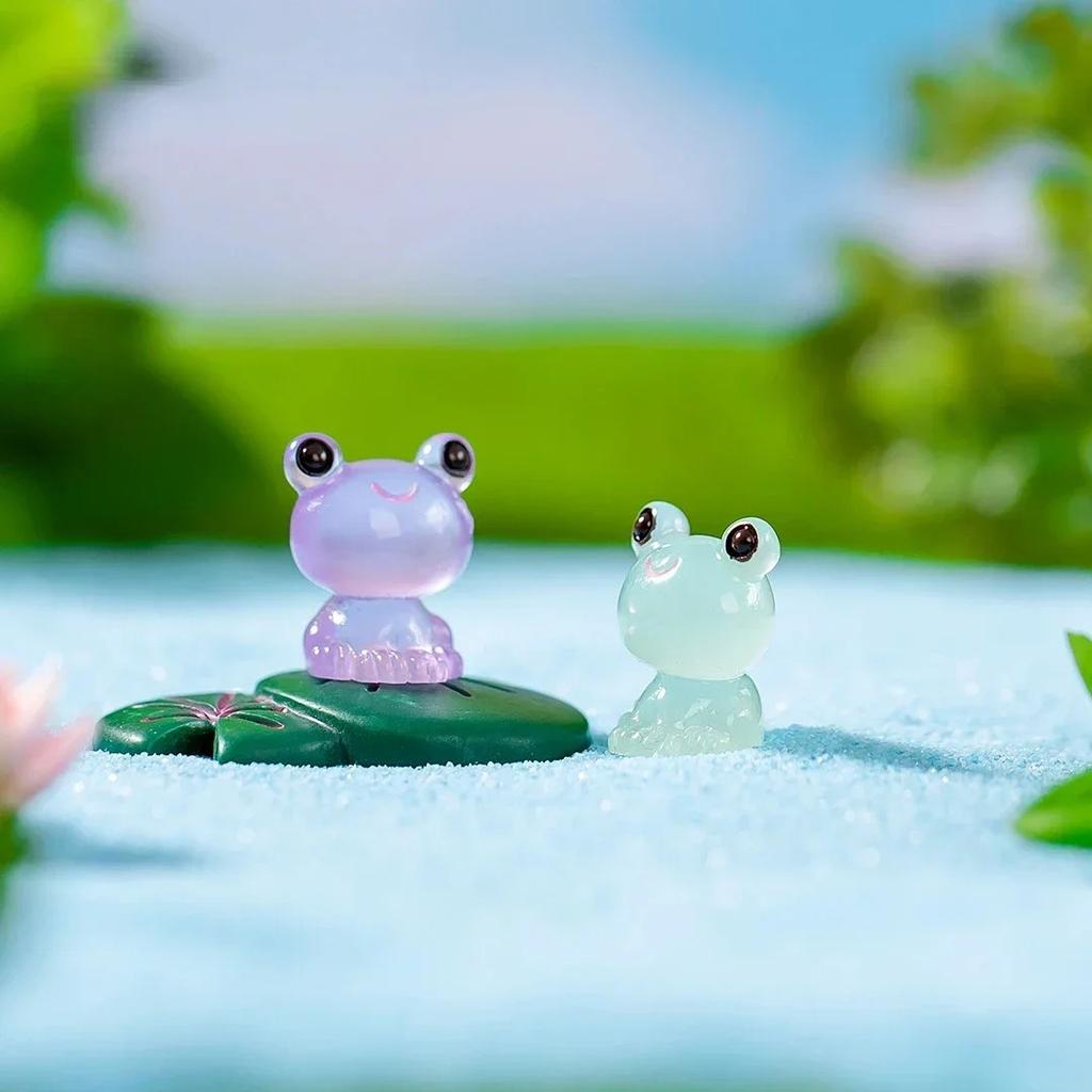 Resin Mini Color Frogs Figurines Little Small Miniature Plastic Tiny Frog Bulk To Hide For Garden Leap Year Decoration