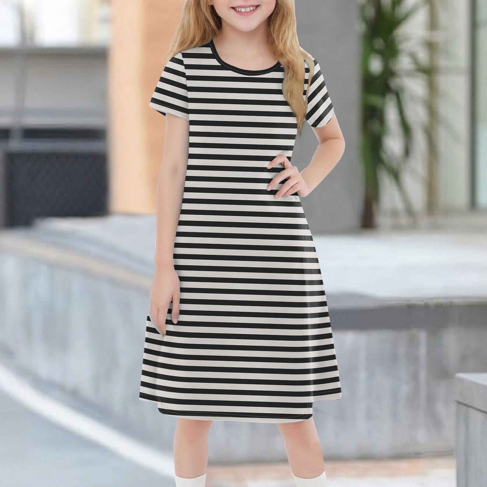 

Детское летнее повседневное модное платье с короткими рукавами и круглым вырезом 140 чёрный